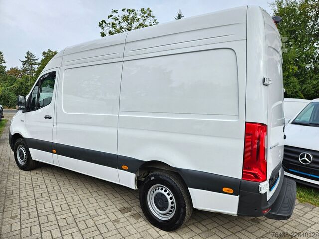 High top van MERCEDES-BENZ eSprinter 414 BOTT WERKSTATT REGALE FULL HOUSE