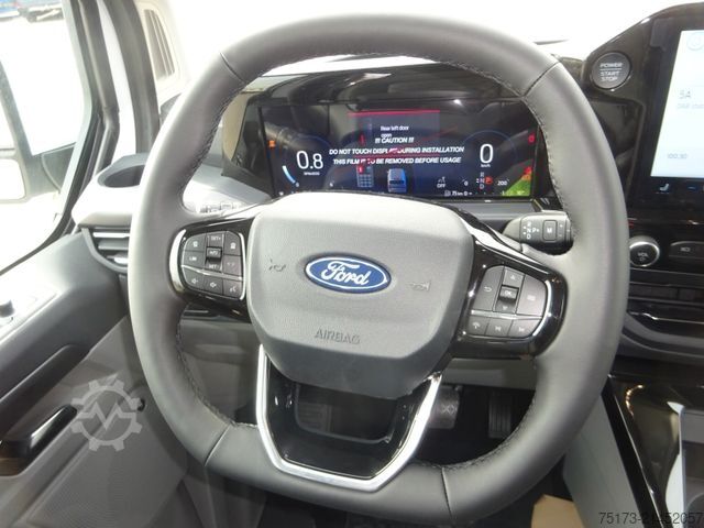 Minibus FORD Tourneo Custom L2 Titanium X Matrix Pano B&O AHK