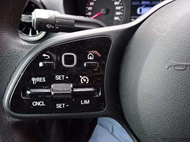 Panel van MERCEDES-BENZ Sprinter III Kasten RWD 317 CDI MBUX Navi 360°