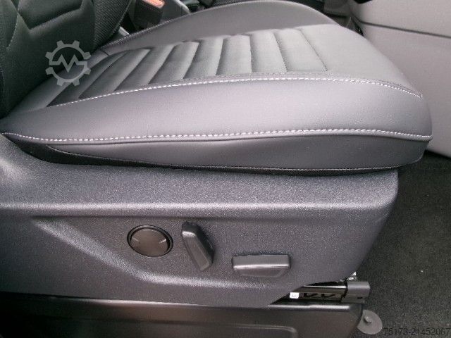 Minibus FORD Tourneo Custom Bus 320 L2 Titanium X AWD Matrix