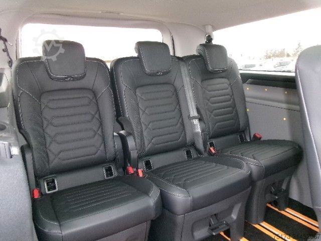 Minibus FORD Tourneo Custom Bus 320 L2 Titanium X AWD Matrix