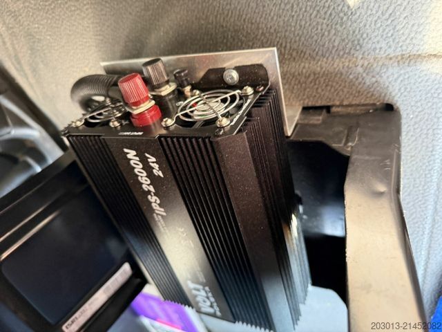 Flatbed truck MERCEDES-BENZ Arocs 2648 6x4 3 Achs Pritsche Retarder