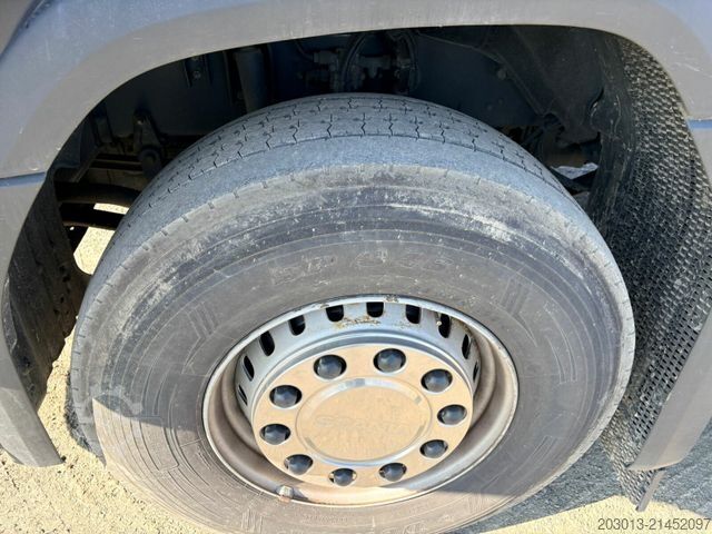 Flatbed truck SCANIA R500 6x4 Pritsche Retarder TOP!