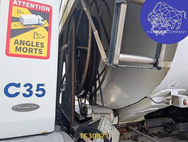 Tanker truck Renault Premium 270