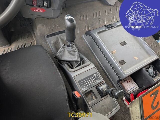 Tanker truck Renault Premium 270