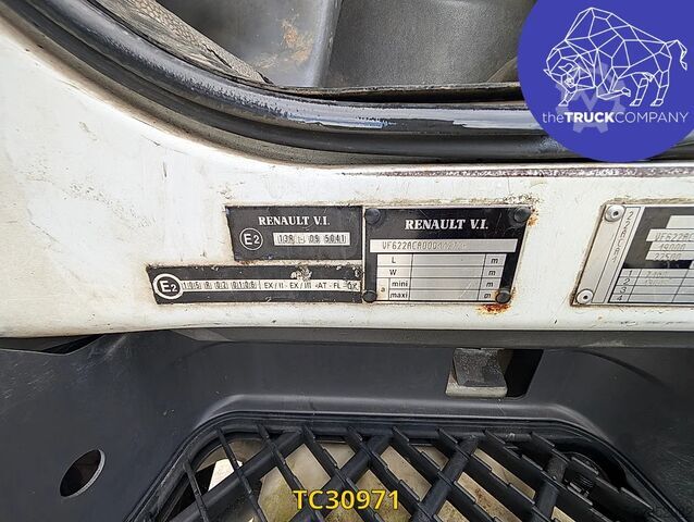Tanker truck Renault Premium 270