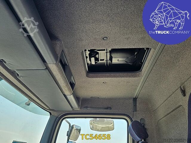 Suitcase Mercedes-Benz Atego