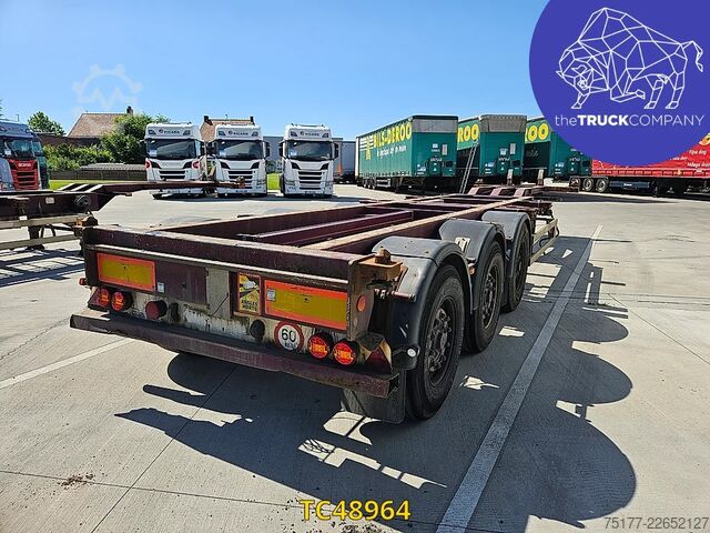 Containertransport Renders 