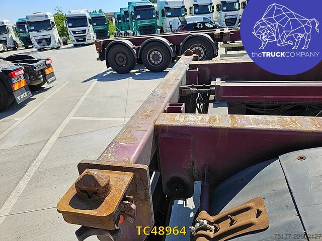 Containertransport Renders 