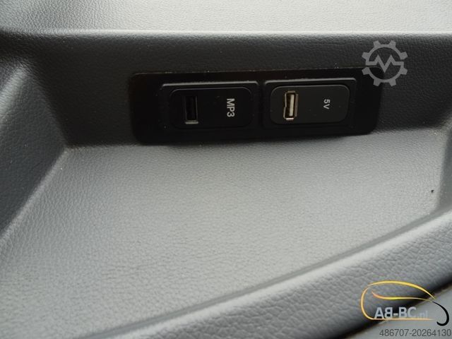 Motor coach MERCEDES-BENZ Tourismo RHD-M - 57 Sitze EURO 6