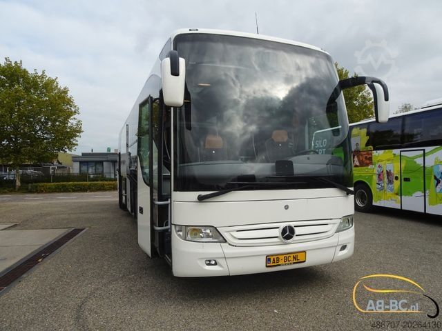 Motor coach MERCEDES-BENZ Tourismo RHD-M - 57 Sitze EURO 6