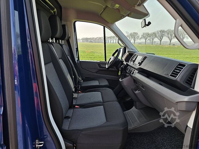 High-roof van VOLKSWAGEN CRAFTER 35 elektrisch LED