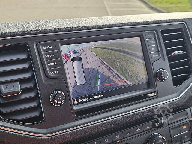 High-roof van VOLKSWAGEN CRAFTER 35 elektrisch LED