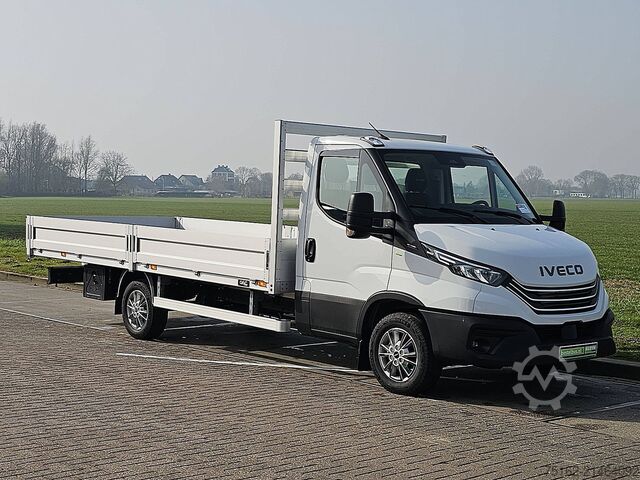 Loading platform IVECO DAILY 35S16 3.0L Open-Laadbak XL