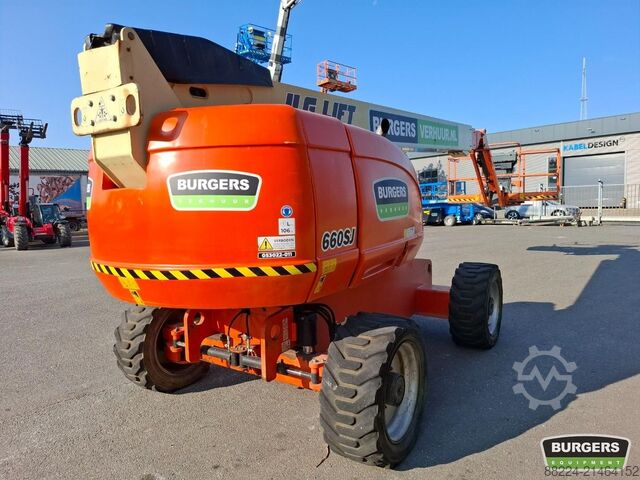 Telescopic boom lift JLG 660SJ