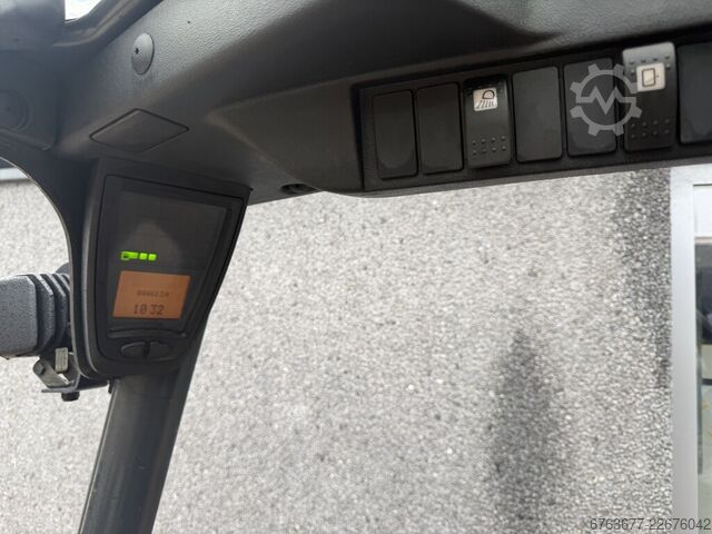Linde H25D-02 duplex 315 sideshift 2017 / 4470 hours VERY NEAT / DIESEL LINDE H25D-02 duplo315 sideshift 2017 / 4470uur ZEER NET /DIESEL