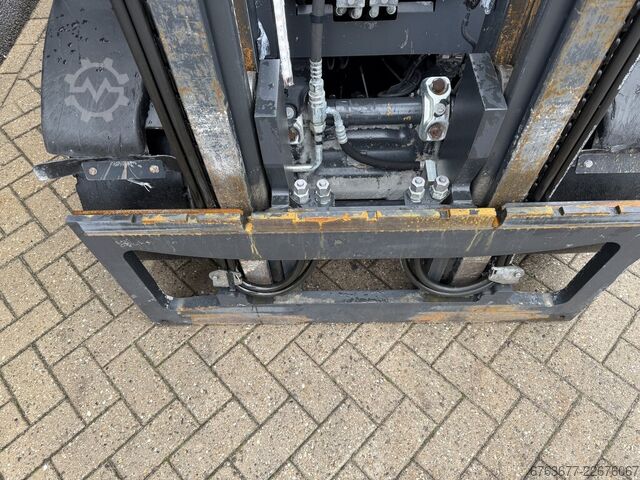 Linde H35D-02 EVO duplex 335 / 3rd / 4th function VW Diesel 2019 12,020 hours LINDE H35D-02 EVO duplo335 / 3e / 4e functie VW Diesel 2019 12.020 uur