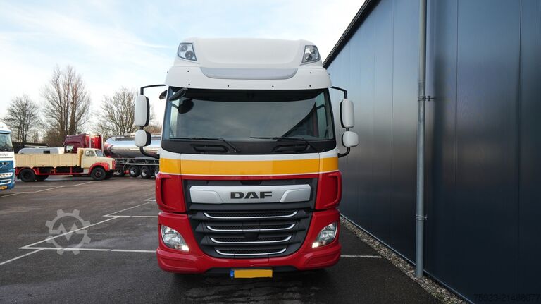 Standard-SZM DAF CF 400 SSC tractor unit