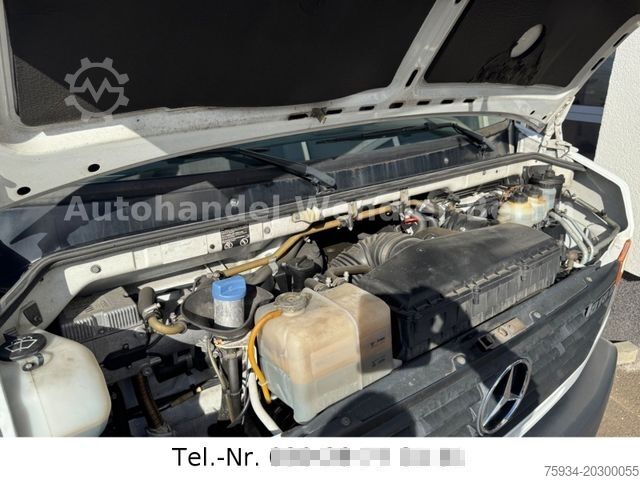 Kastenwagen hoch MERCEDES-BENZ Vario 818D Diffsperre/Klima/Standh/Luftfed Euro4