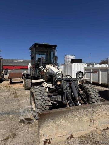 Road grader NEW HOLLAND F106.6A alrrad 6x6 Grader 12 Ton - 10.700 Std