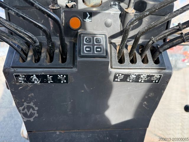 Road grader NEW HOLLAND F106.6A alrrad 6x6 Grader 12 Ton - 10.700 Std