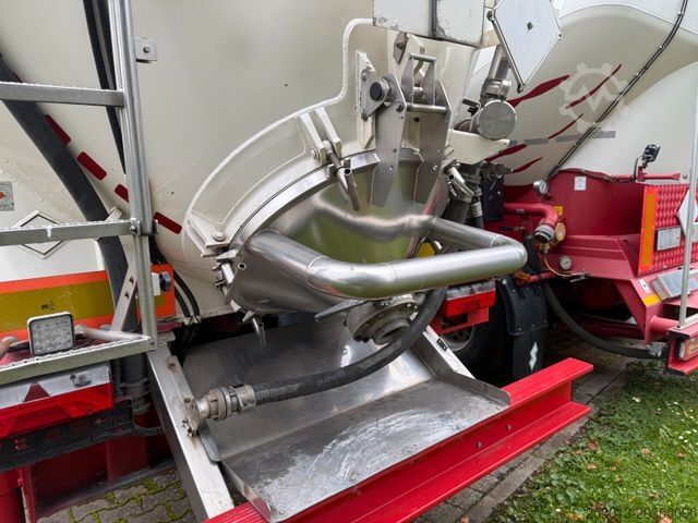 Silo semitrailer FELDBINDER Kipp. 66.3 Silo ADR 3 Achs