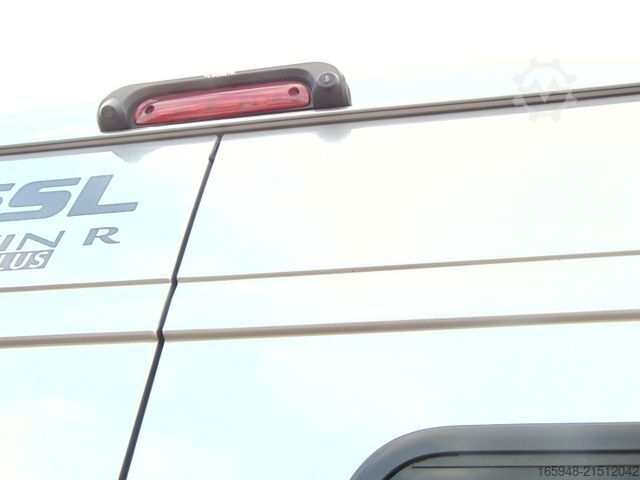 Kastenwagen Wohnmobil / Campervan PÖSSL 2 Win R Plus 165 PS Heavy - schöner Schaden