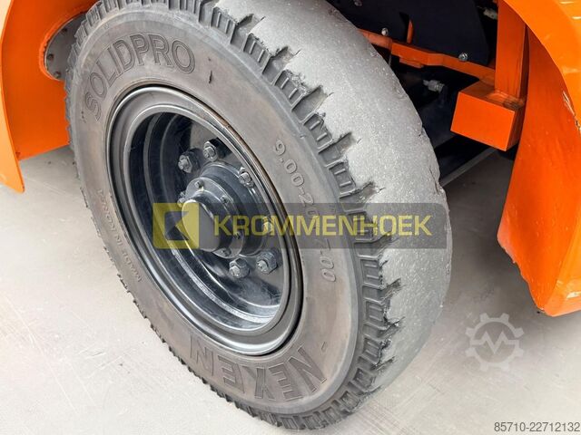 Gabelstapler Doosan D 80 S-7