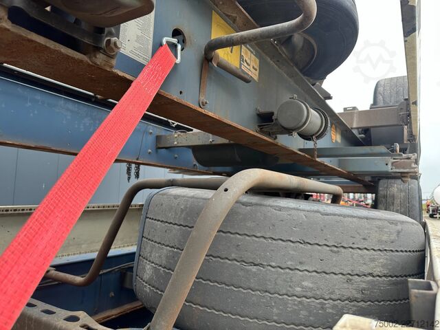 Containertransport Krone stack of 3x 2013/2014 KRONE 40FT/45FT chassis /...