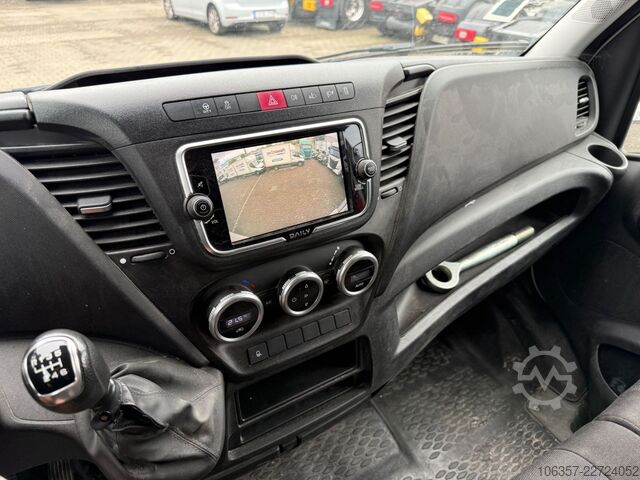 Transporter mit Koffer IVECO Daily 35C16 3,0L Koffer LBW 750kg Euro6E Seitent