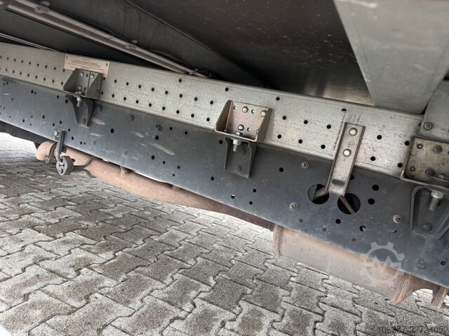 Transporter mit Koffer IVECO Daily 35C16 3,0L Koffer LBW 750kg Euro6E Seitent