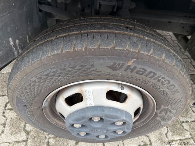 Transporter mit Koffer IVECO Daily 35C16 3,0L Koffer LBW 750kg Euro6E Seitent