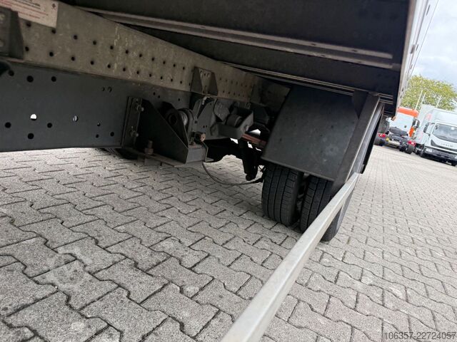 Transporter mit Koffer IVECO Daily 35C16 3,0L Koffer LBW 750kg Euro6E Seitent
