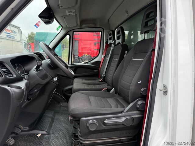 Transporter mit Koffer IVECO Daily 35C16 3,0L Koffer LBW 750kg Euro6E Seitent