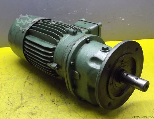 Gear motor 2.2 kW 223 rpm Bockwoldt CB2-100I/4DFBR