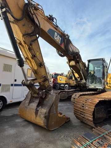 Kettenbagger CATERPILLAR 323 F