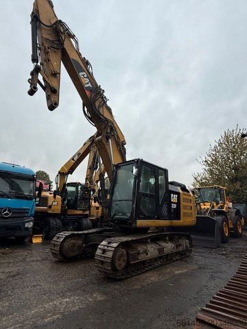 Kettenbagger CATERPILLAR 323 F