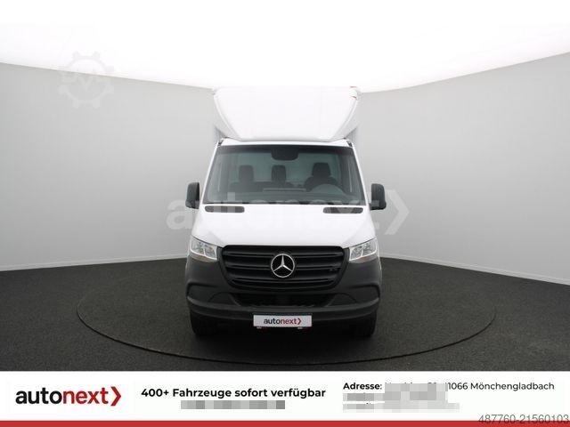 Transporter mit Koffer MERCEDES-BENZ Sprinter 316 Aut.*Ladebordwand* AHK 3,5t+Navi 31