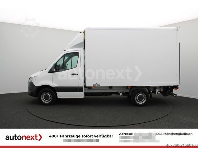 Transporter mit Koffer MERCEDES-BENZ Sprinter 316 Aut.*Ladebordwand* AHK 3,5t+Navi 31