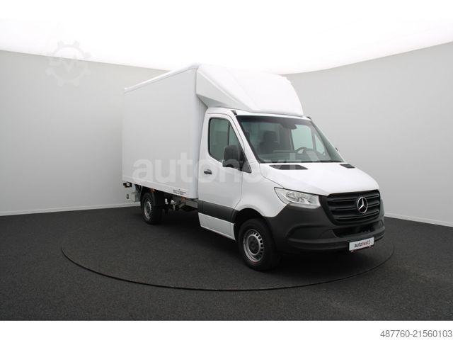 Transporter mit Koffer MERCEDES-BENZ Sprinter 316 Aut.*Ladebordwand* AHK 3,5t+Navi 31