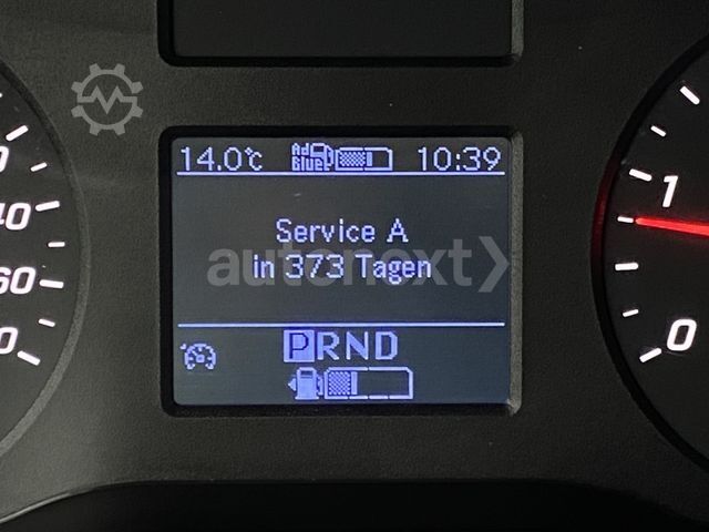 Transporter mit Koffer MERCEDES-BENZ Sprinter 316 Aut.*Ladebordwand* AHK 3,5t+Navi 31