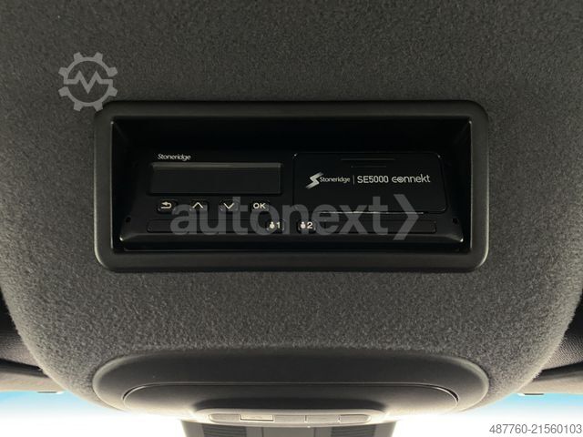 Transporter mit Koffer MERCEDES-BENZ Sprinter 316 Aut.*Ladebordwand* AHK 3,5t+Navi 31