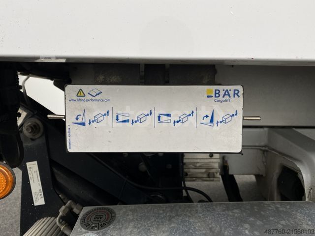 Transporter mit Koffer MERCEDES-BENZ Sprinter 316 Aut.*Ladebordwand* AHK 3,5t+Navi 31