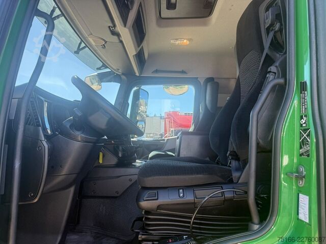 Kühlkoffer-LKW MERCEDES-BENZ ANTOS 1836 L Kühlkoffer 7,40 m LBW 2 T*CARRIER