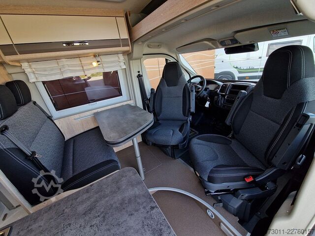 Campervan PÖSSL Summit 600 Plus Automat Markise Solar Navi AHK