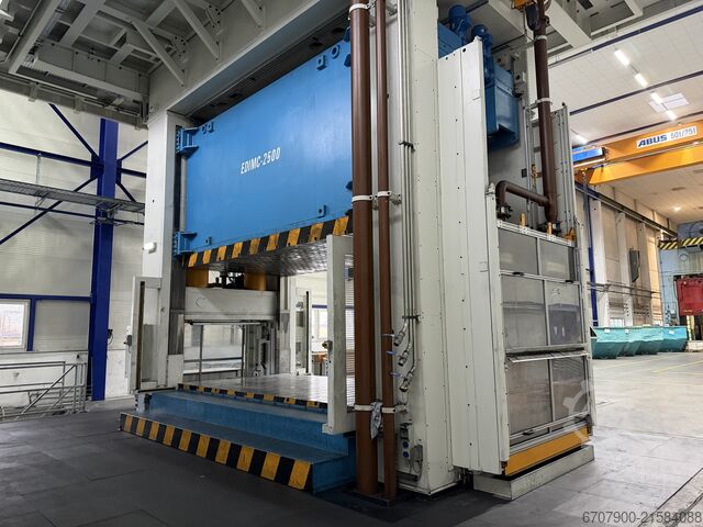 Hydraulische Presse Loire Gestamp 2500-600-200/50