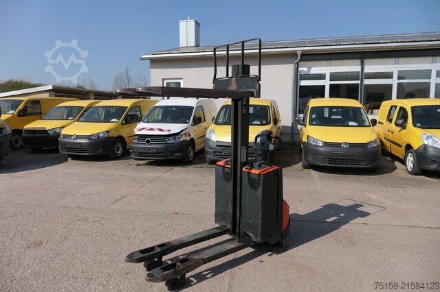 Hochhubwagen bt SWE 080L