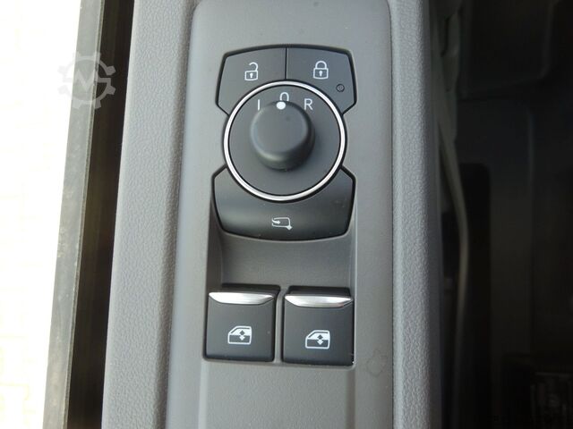 Panel van VW e-Transporter Kasten Plus 160 kW RWD LR Edition