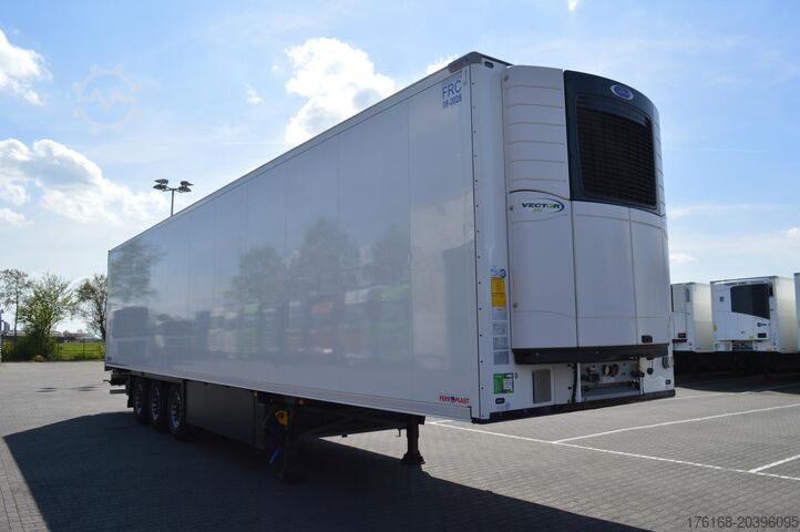 Kühlsattelauflieger SCHMITZ CARGOBULL SKO FP 45 Carrier Vector 1550