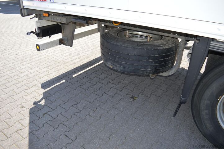 Kühlsattelauflieger SCHMITZ CARGOBULL SKO FP 45 Carrier Vector 1550